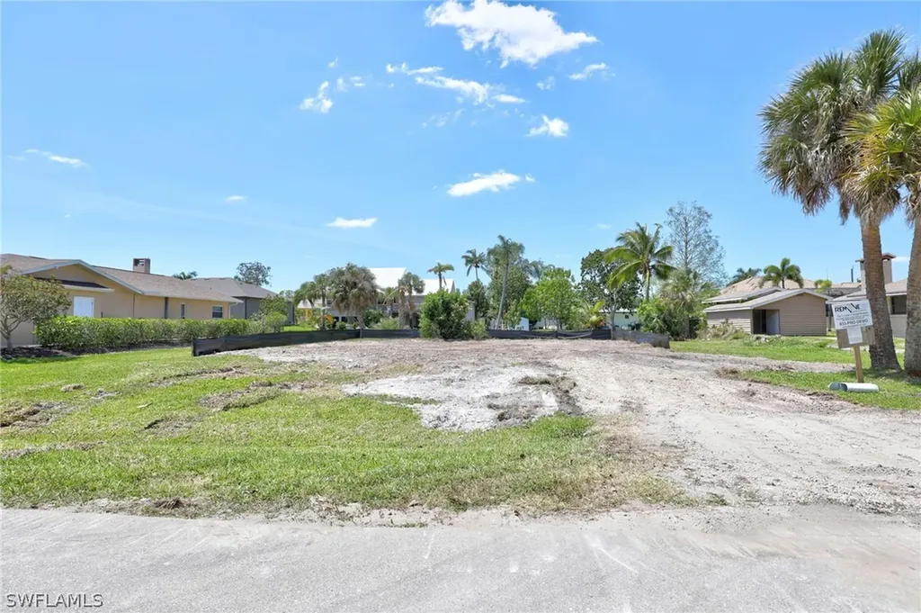 27281 Johnson Street Bonita Springs FL 34135