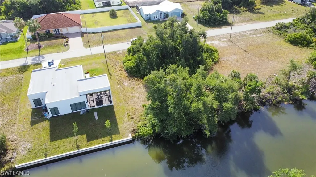 1908 NW 28th Place Cape Coral FL 33993