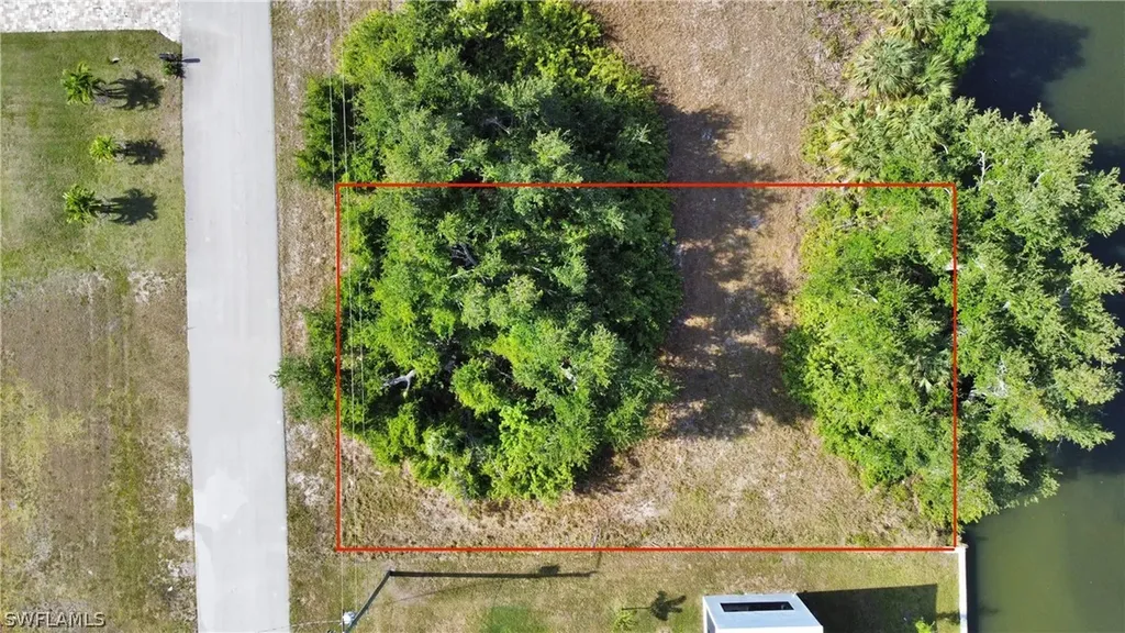 1908 NW 28th Place Cape Coral FL 33993