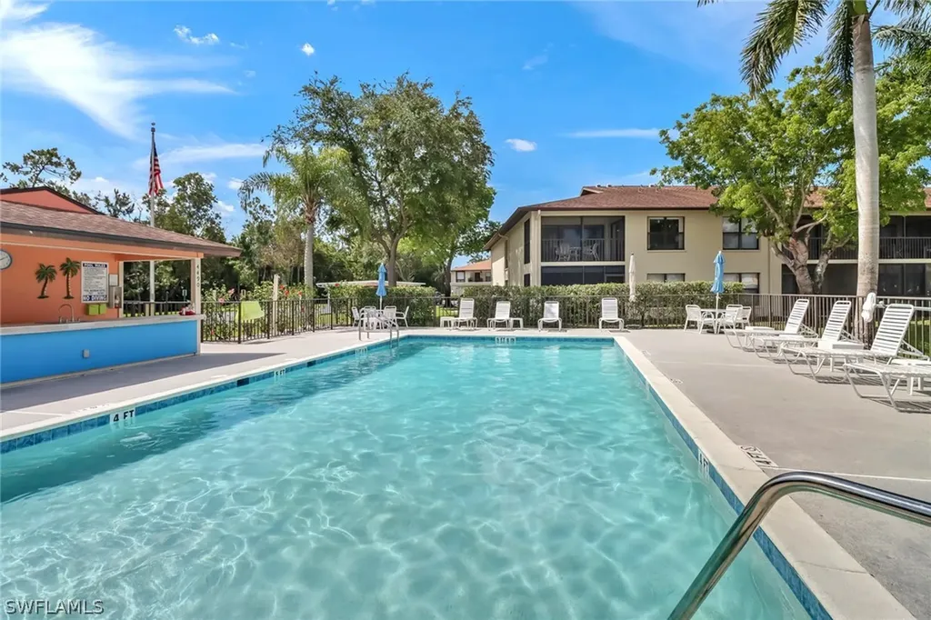 4510 Chantelle Drive Naples FL 34112