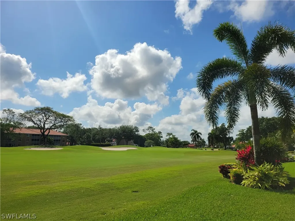 5851 Cobblestone Lane Naples FL 34112