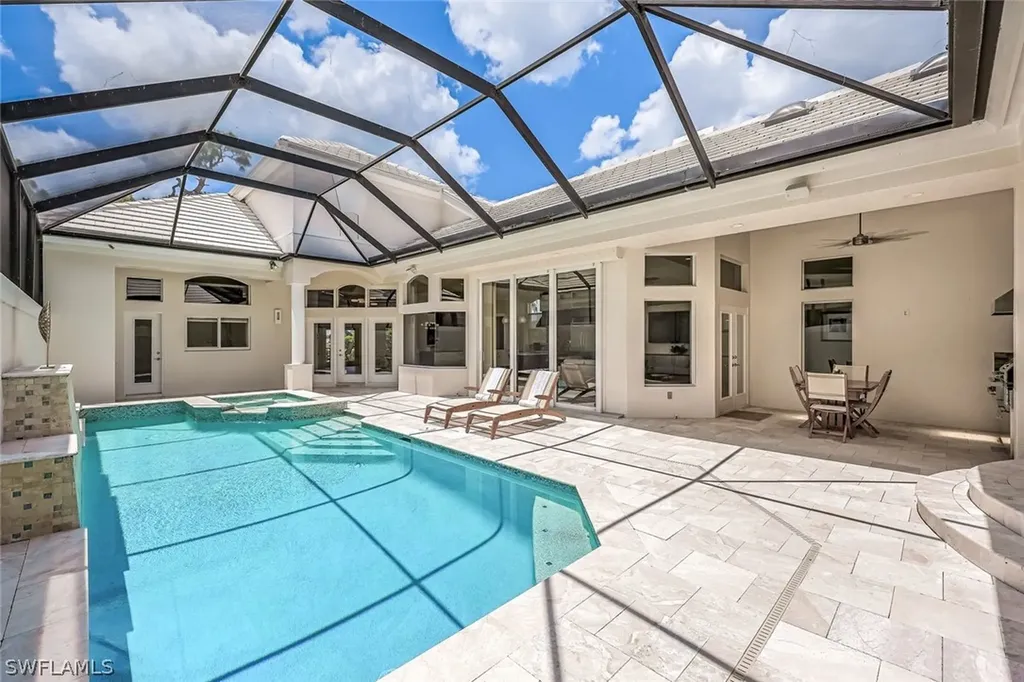 15299 Devon Green Lane Naples FL 34110