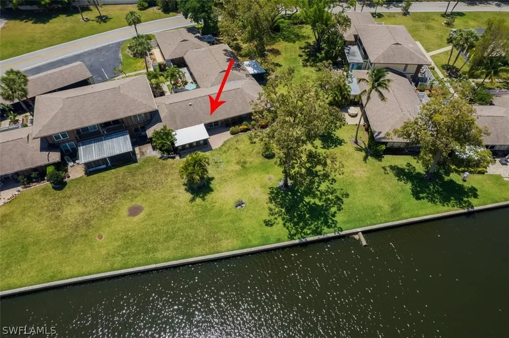 4283 Island Circle Fort Myers FL 33919