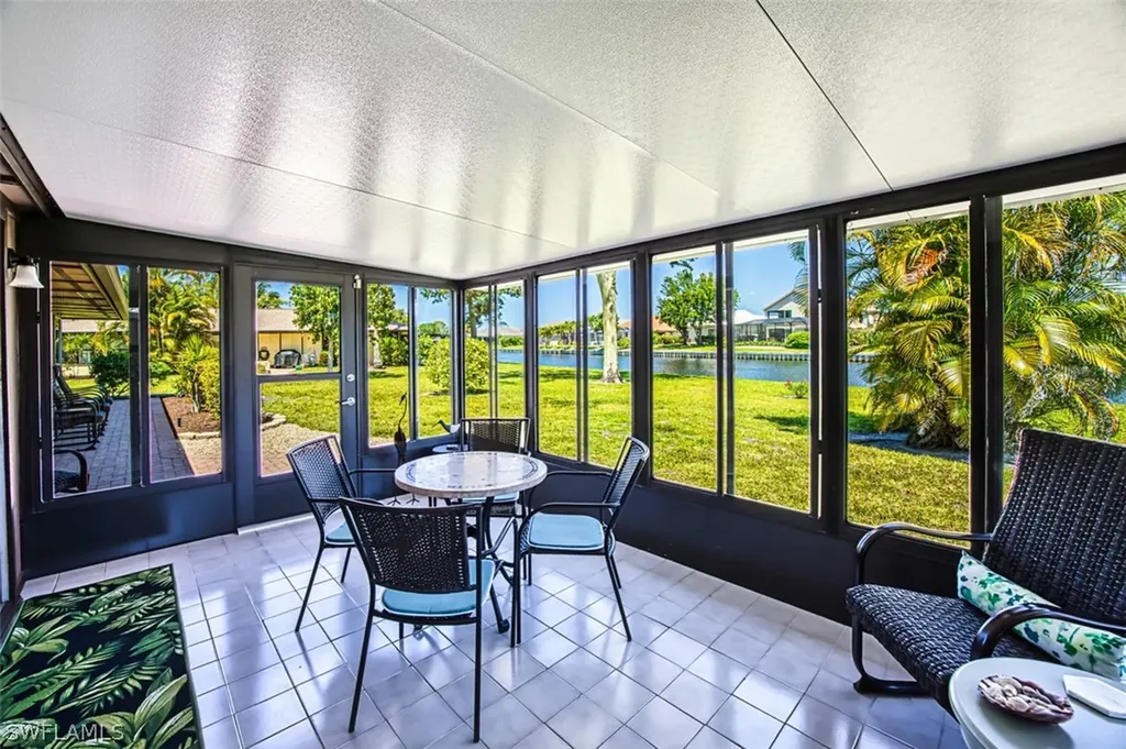4283 Island Circle Fort Myers FL 33919
