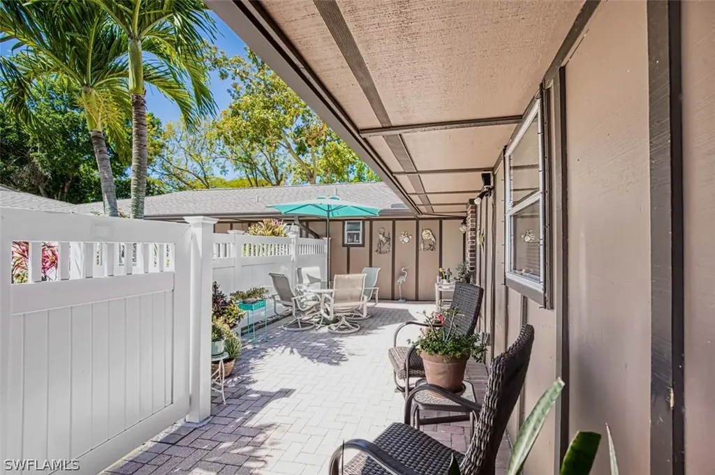 4283 Island Circle Fort Myers FL 33919