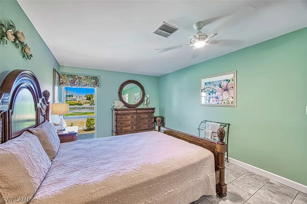 4283 Island Circle Fort Myers FL 33919
