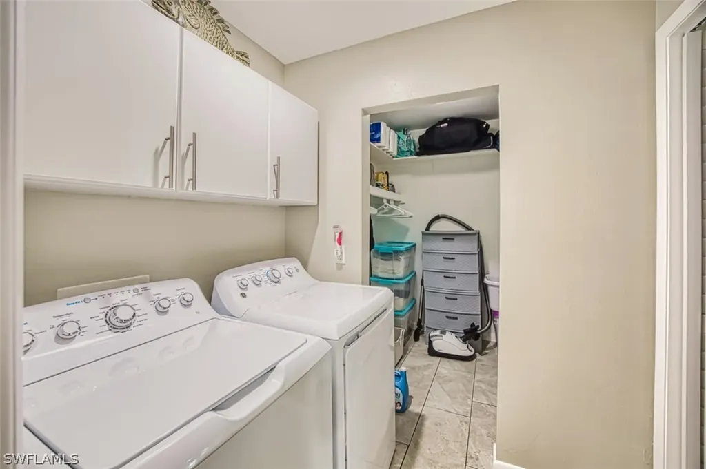 4283 Island Circle Fort Myers FL 33919