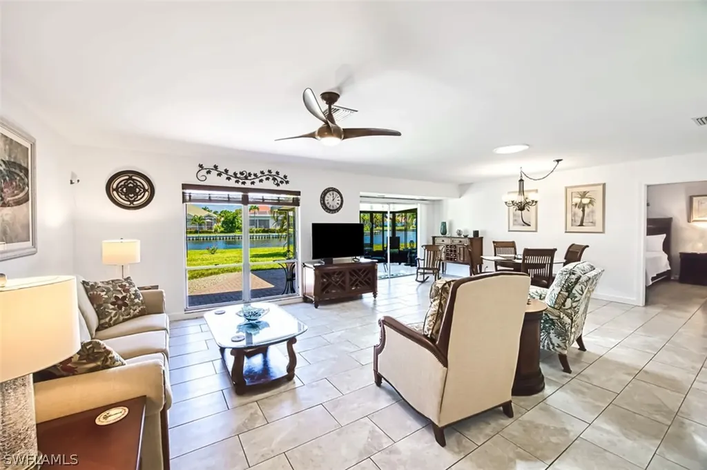 4283 Island Circle Fort Myers FL 33919