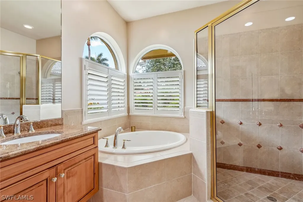 7646 Mulberry Lane Naples FL 34114