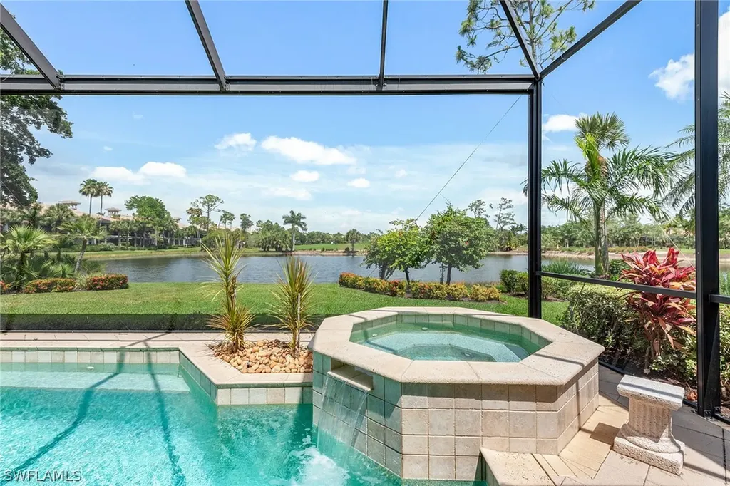 7646 Mulberry Lane Naples FL 34114