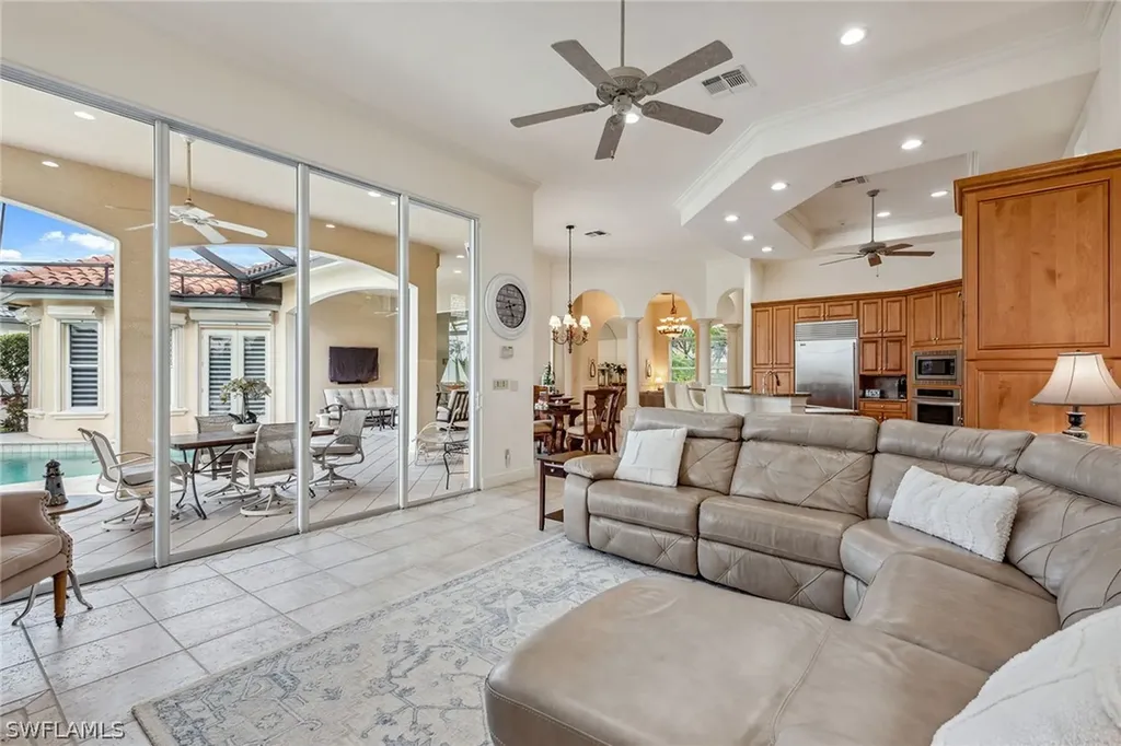 7646 Mulberry Lane Naples FL 34114