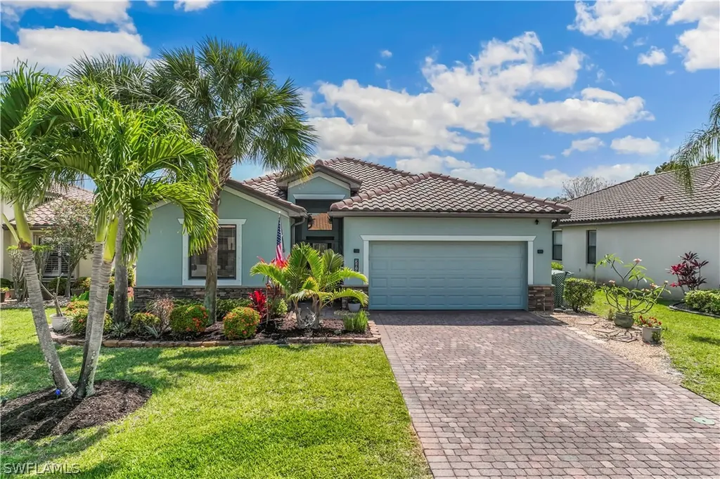 2848 Via Piazza Loop Fort Myers FL 33905