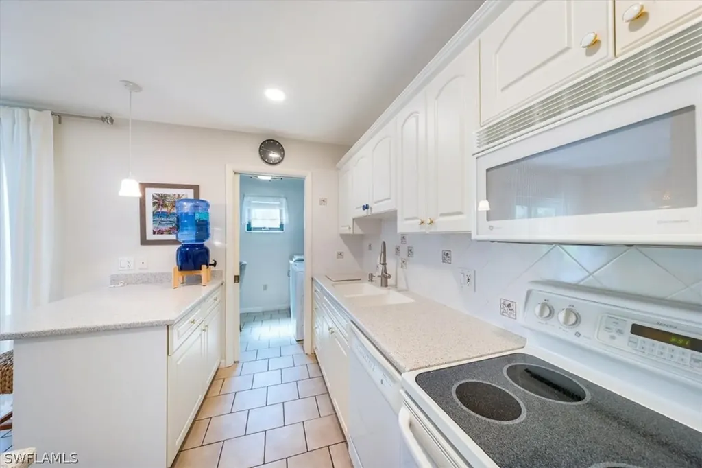 788 Park Shore Drive Naples FL 34103