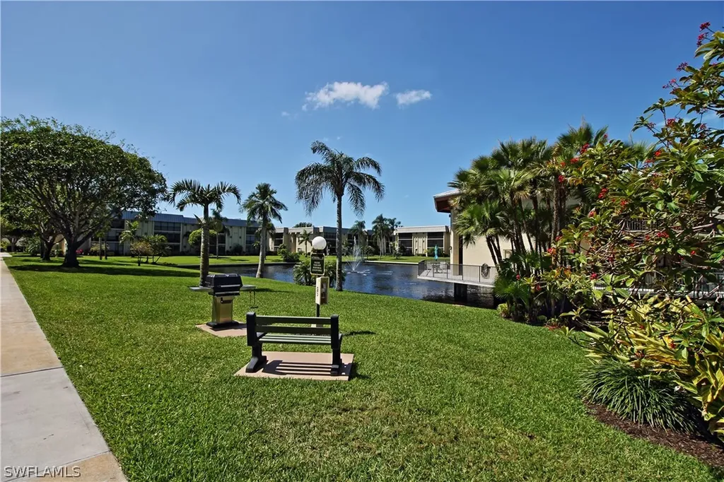 788 Park Shore Drive Naples FL 34103