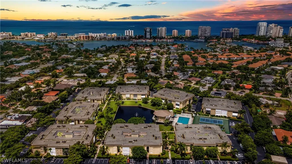 788 Park Shore Drive Naples FL 34103
