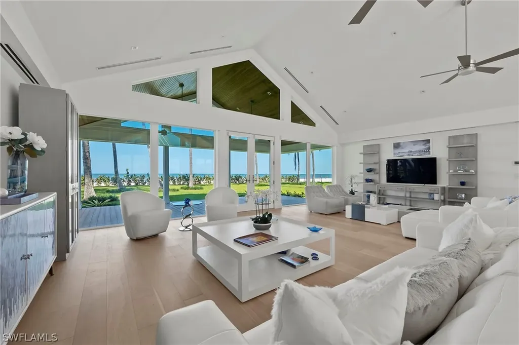 71 18th Avenue S Naples FL 34102