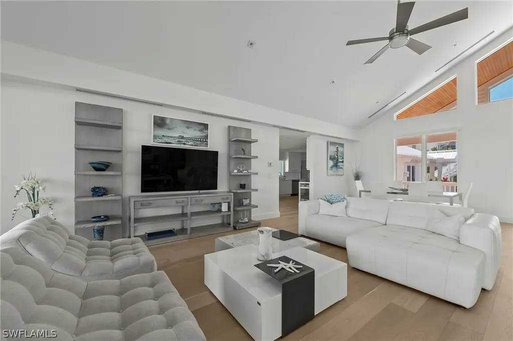 71 18th Avenue S Naples FL 34102