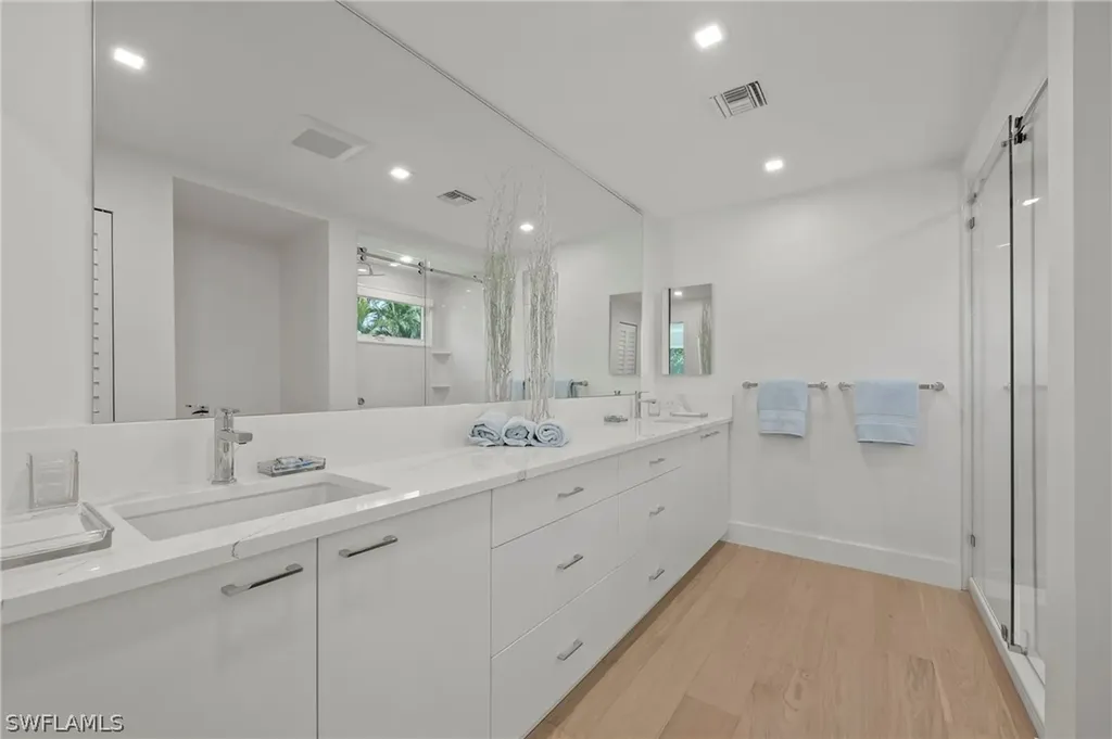 71 18th Avenue S Naples FL 34102