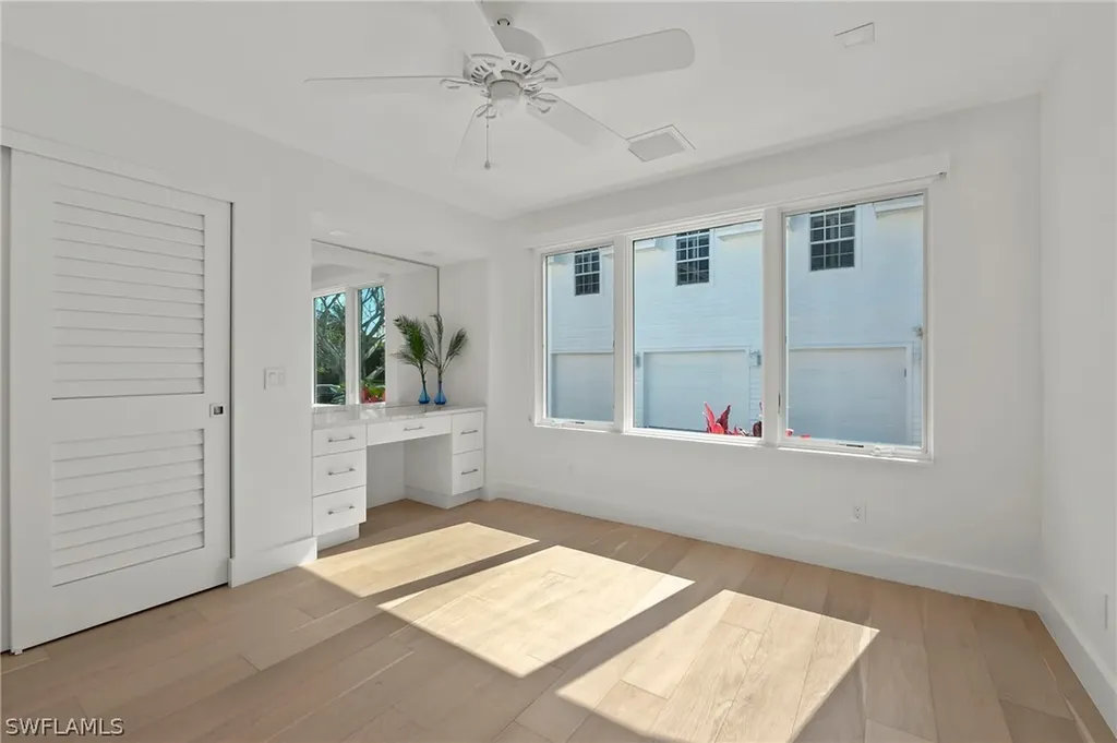 71 18th Avenue S Naples FL 34102