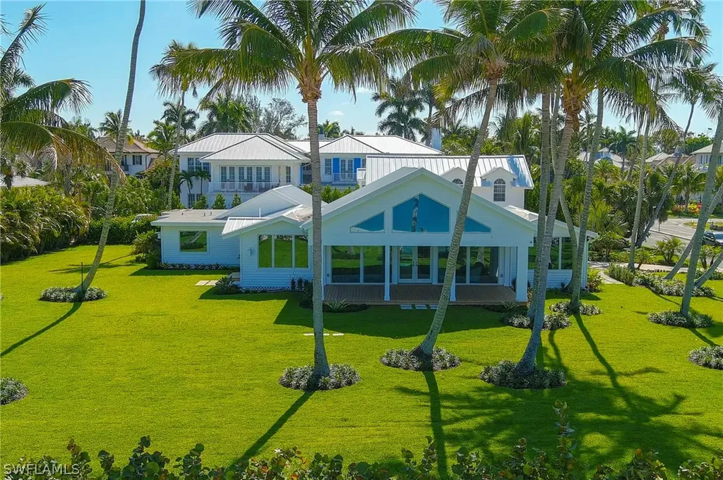 71 18th Avenue S Naples FL 34102