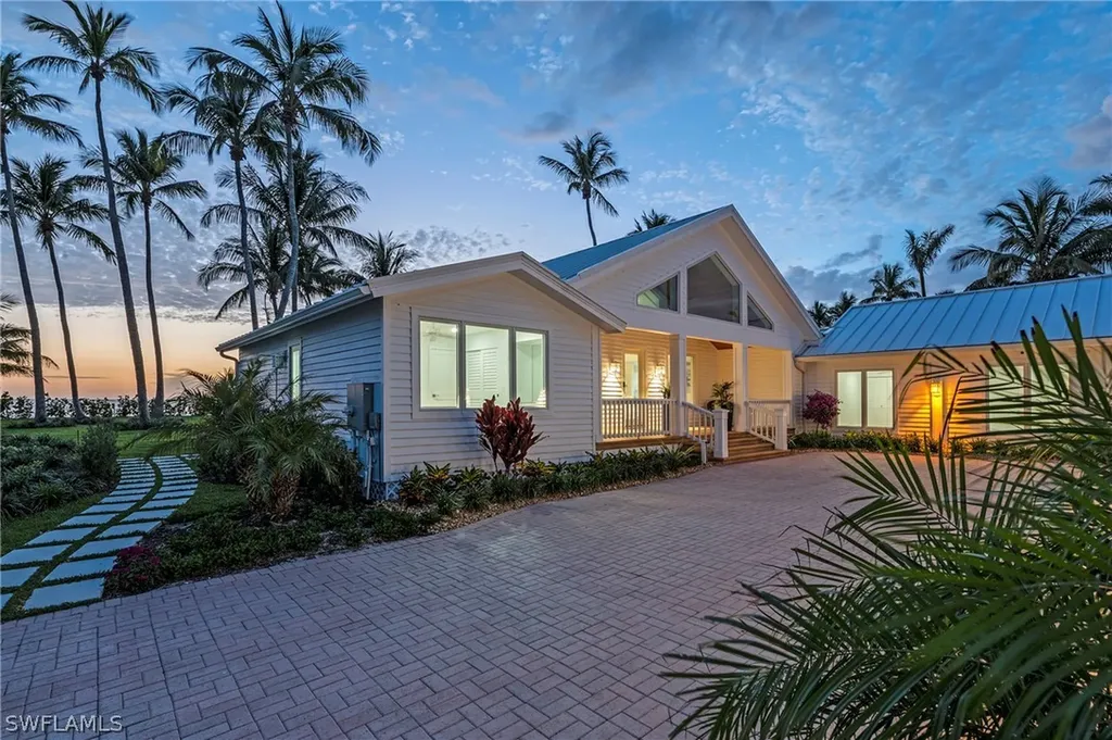 71 18th Avenue S Naples FL 34102