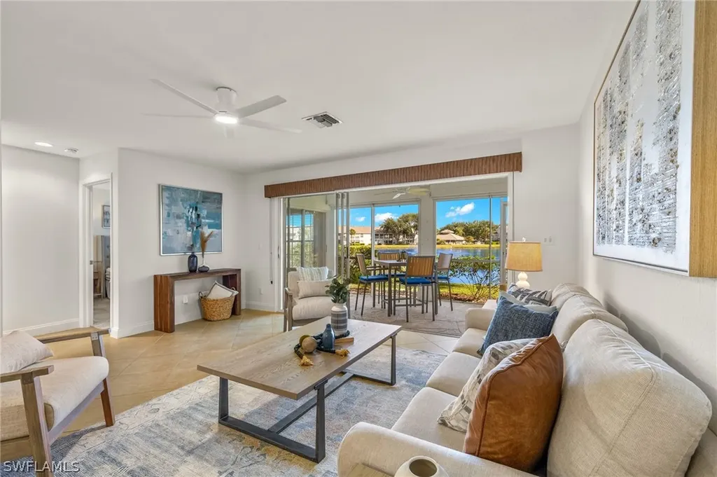 Naples FL, 13021 Hamilton Harbour Drive, Unit S8
