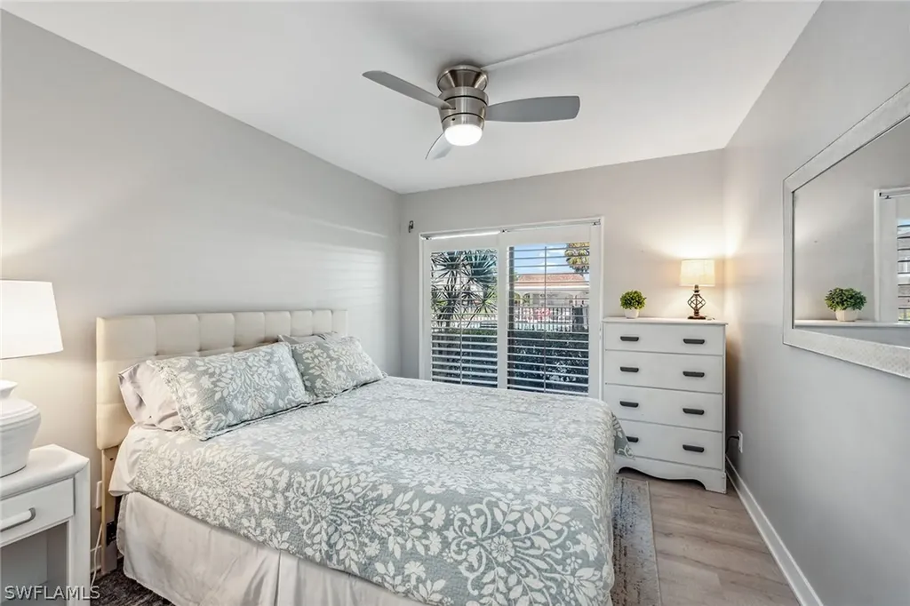 330 Kon Tiki Drive Naples FL 34113
