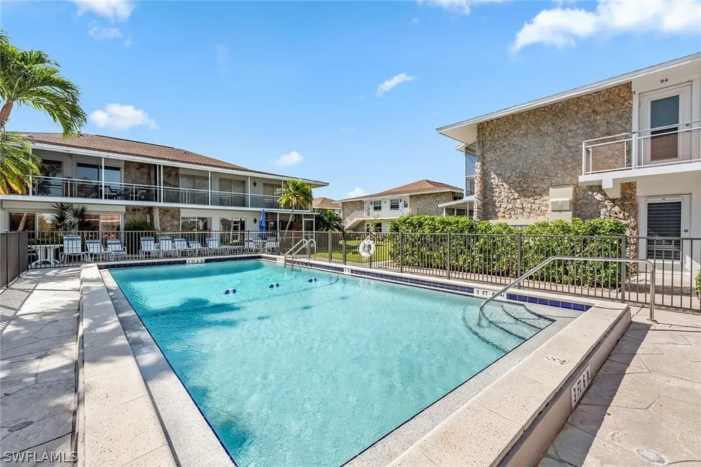 330 Kon Tiki Drive Naples FL 34113