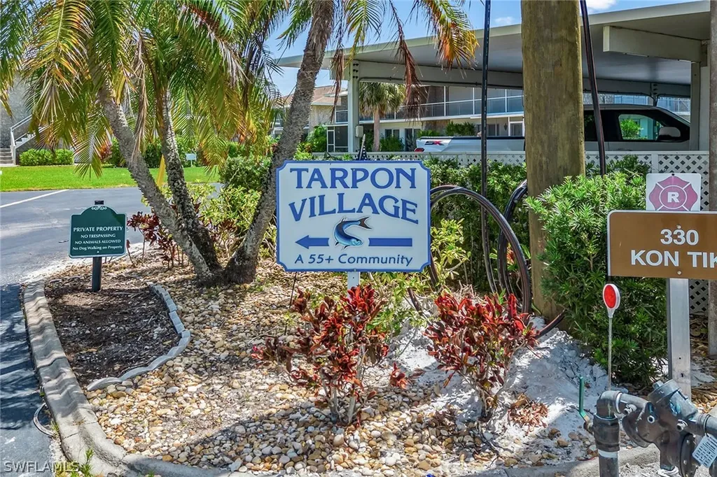 330 Kon Tiki Drive Naples FL 34113