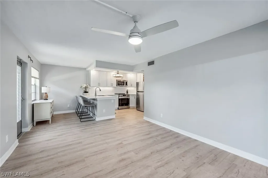 330 Kon Tiki Drive Naples FL 34113