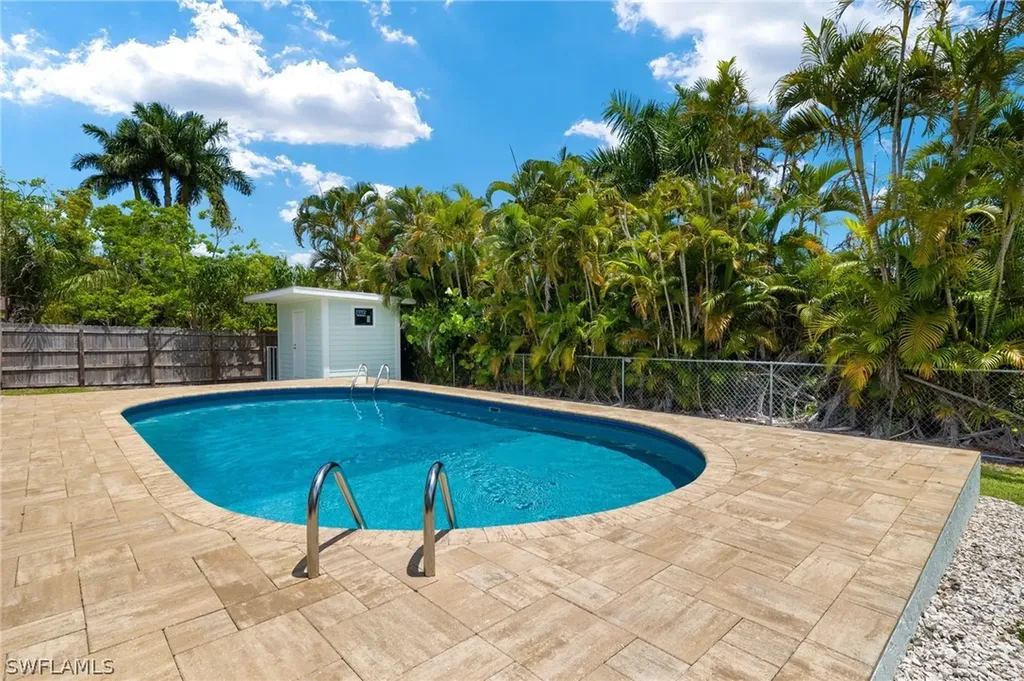 7148 Columbia Circle Fort Myers FL 33908