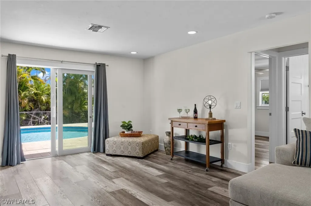 7148 Columbia Circle Fort Myers FL 33908