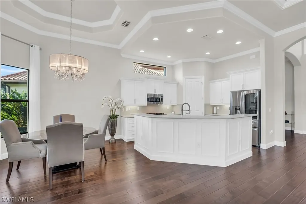 6344 Serano Way Naples FL 34113