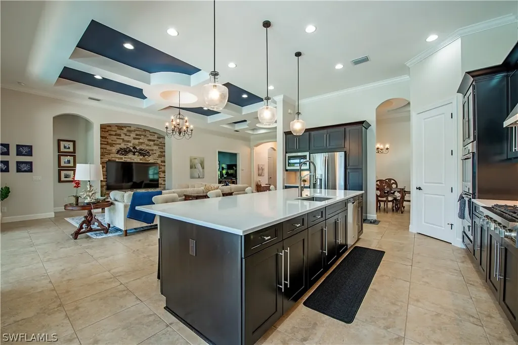 8853 Savona Court Naples FL 34119