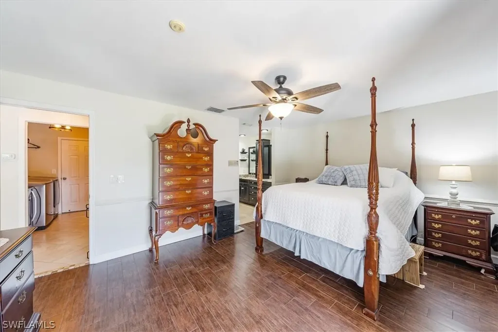 124 Plantation Circle Naples FL 34104