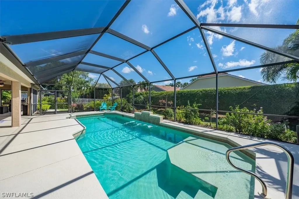 124 Plantation Circle Naples FL 34104
