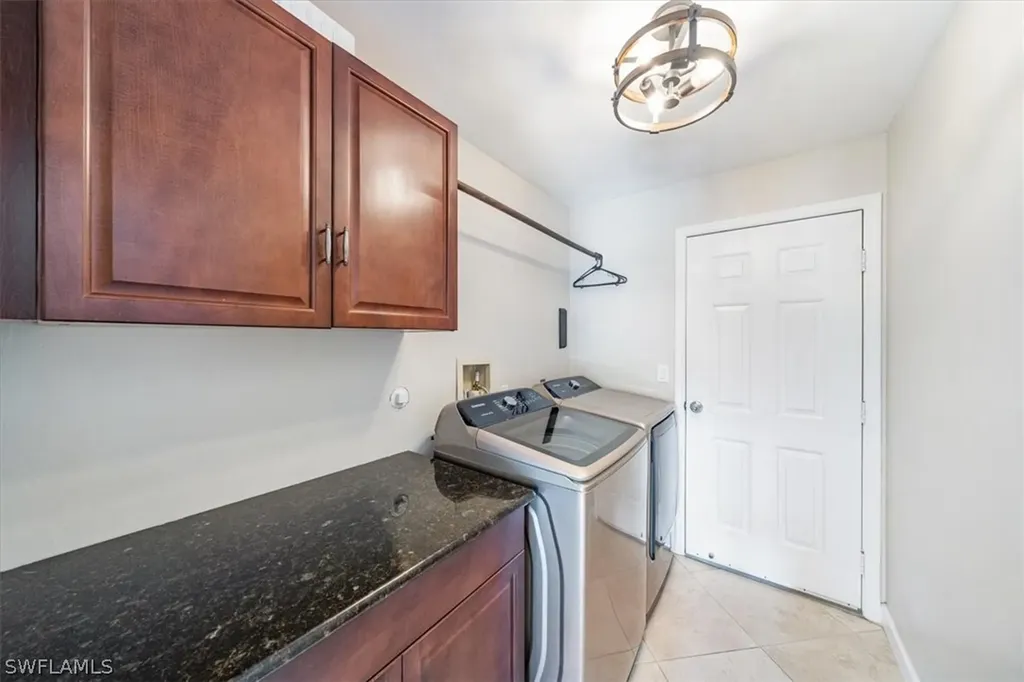 124 Plantation Circle Naples FL 34104