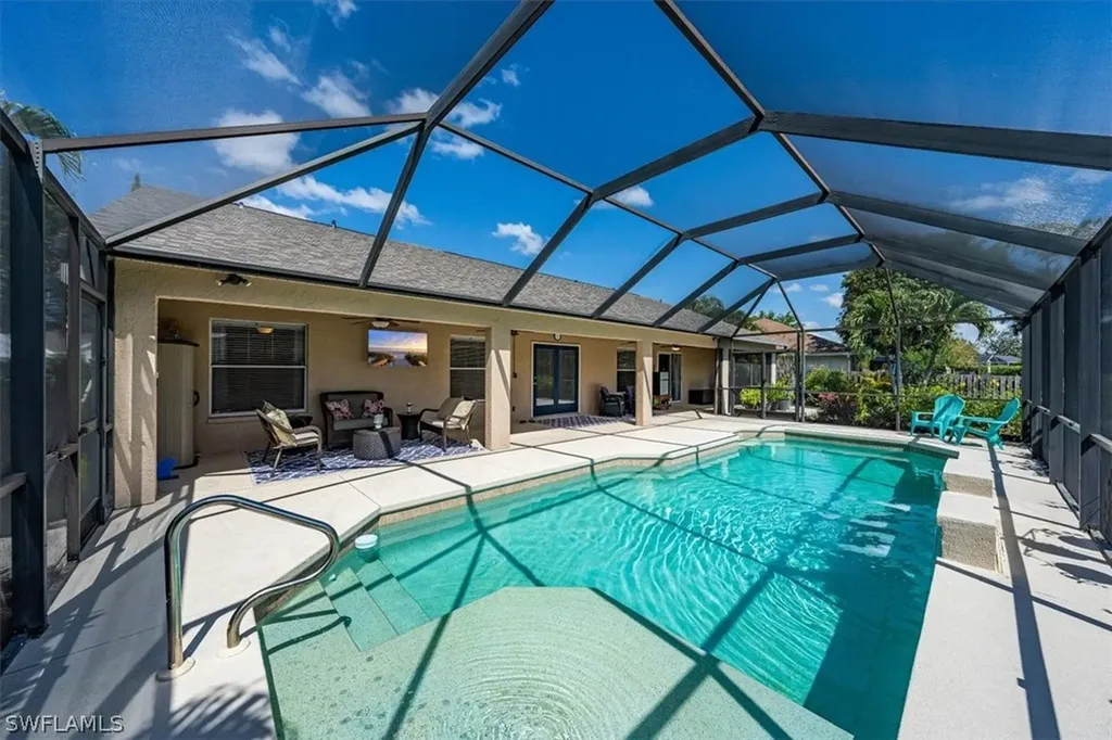 124 Plantation Circle Naples FL 34104