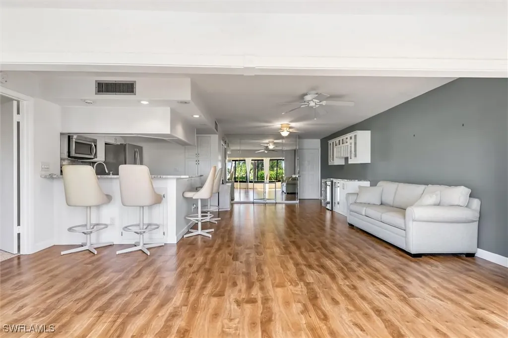 5625 Trailwinds Drive Fort Myers FL 33907