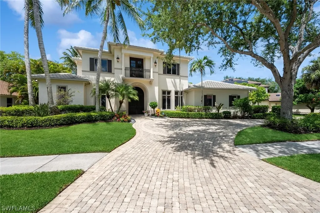 2085 Mission Drive Naples FL 34109