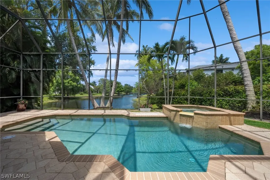 2085 Mission Drive Naples FL 34109