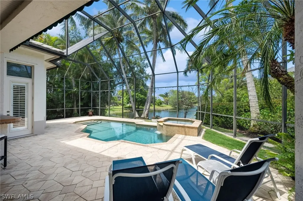 2085 Mission Drive Naples FL 34109