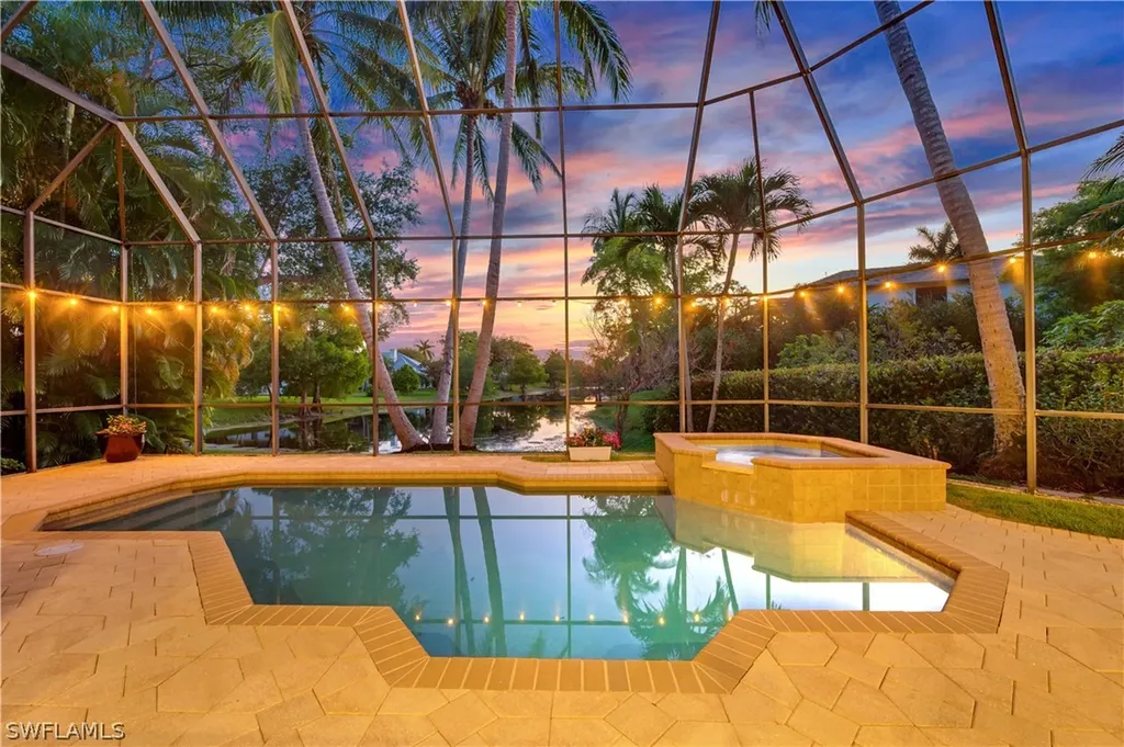 2085 Mission Drive Naples FL 34109