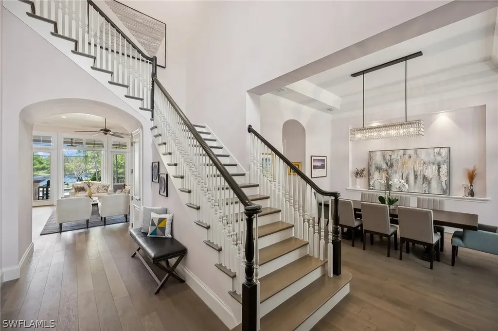 2085 Mission Drive Naples FL 34109