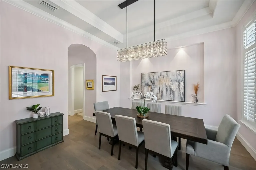 2085 Mission Drive Naples FL 34109