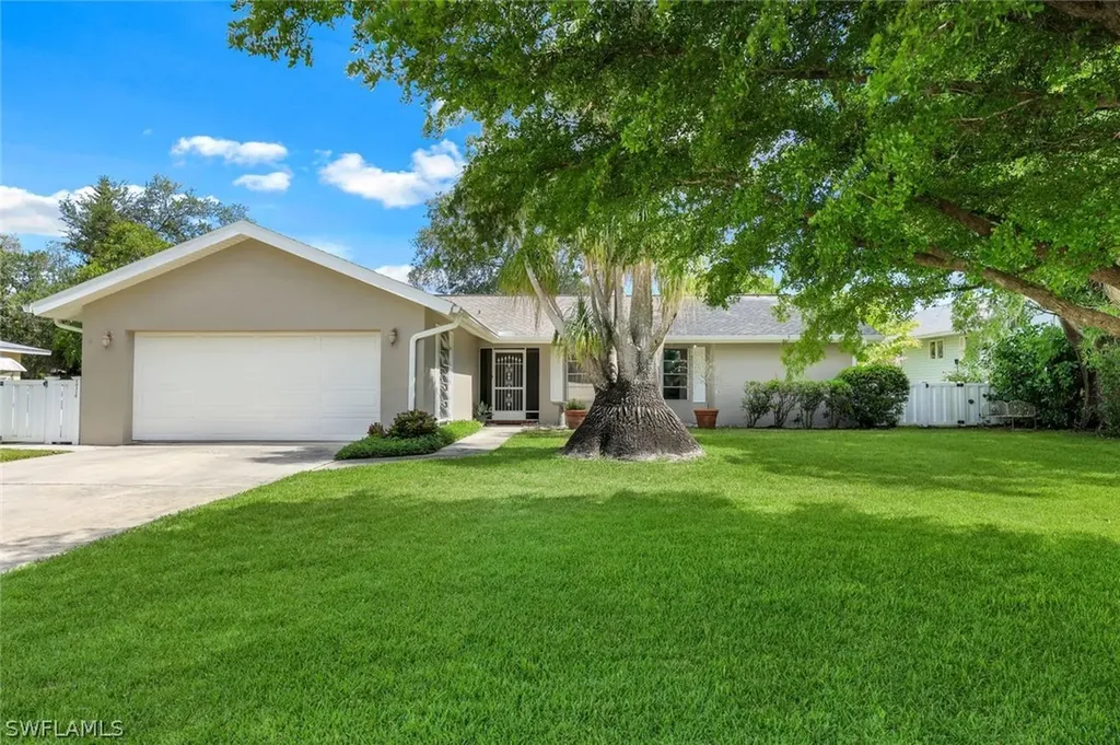 10320 River Drive Bonita Springs FL 34135