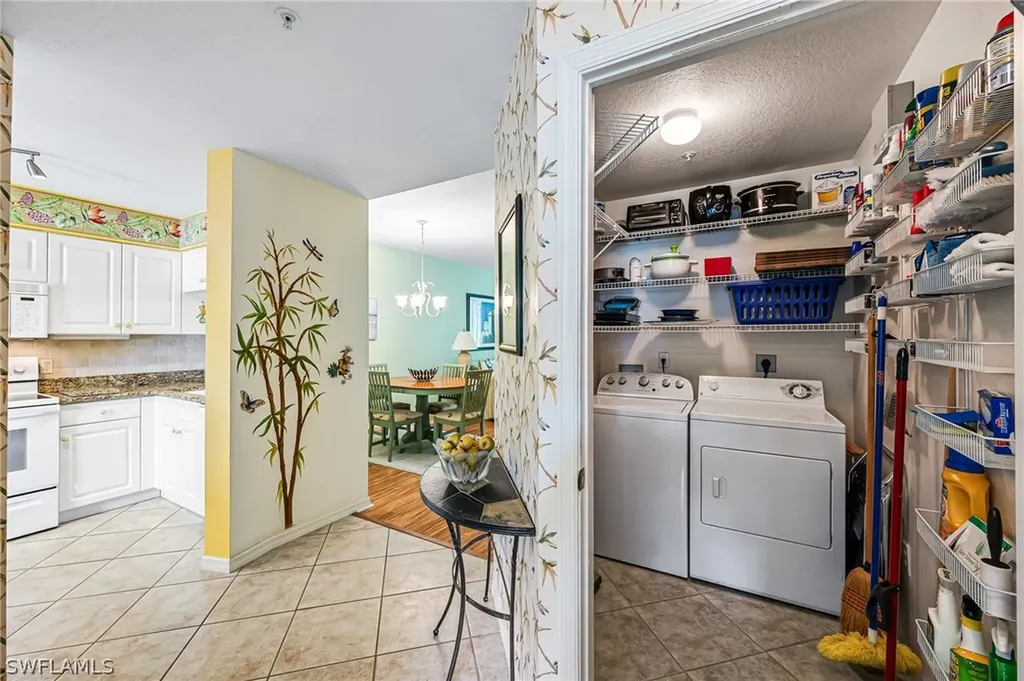 6645 Huntington Lakes Circle Naples FL 34119