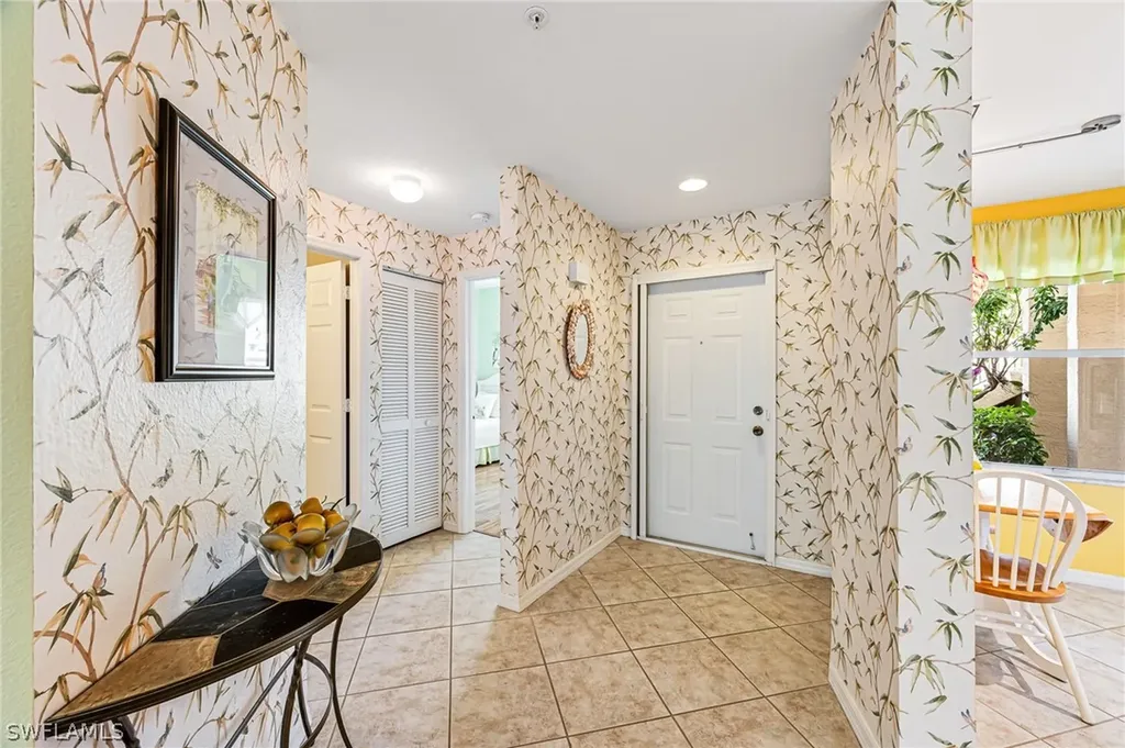 6645 Huntington Lakes Circle Naples FL 34119