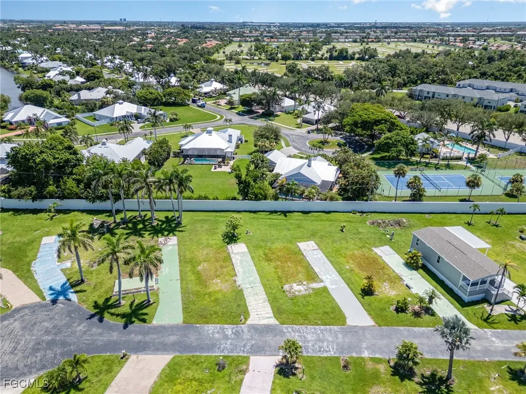 60 Poplar Place Fort Myers FL 33908