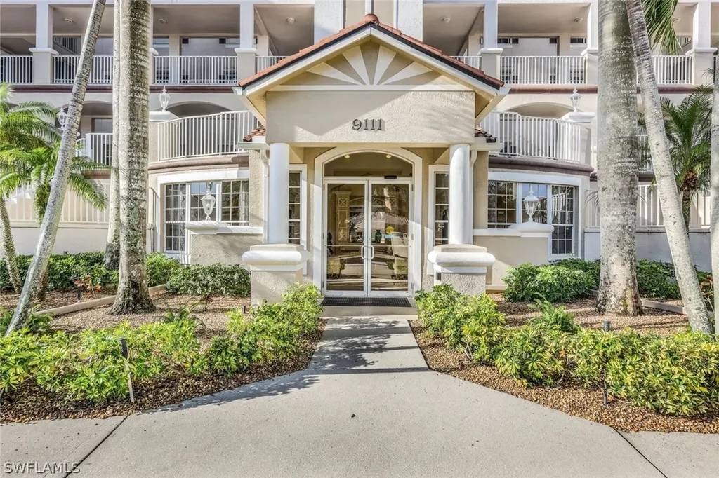 9111 Southmont Cove Fort Myers FL 33908